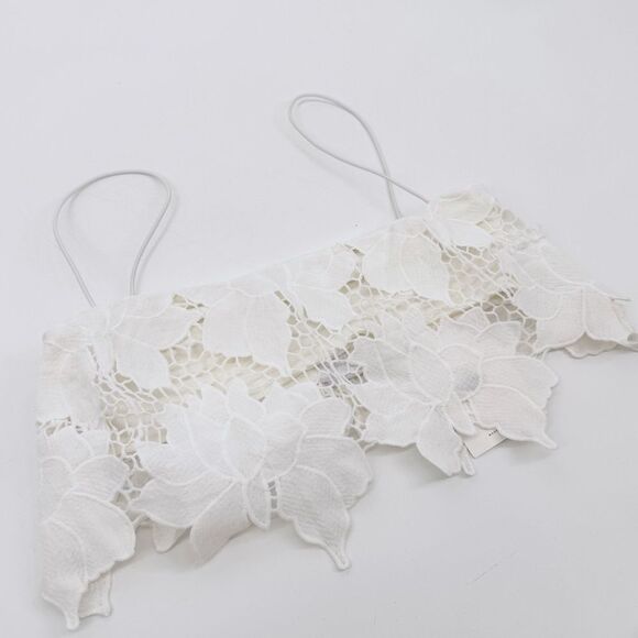 Free People Rumer Tropez White Lace Crochet Crop Top Med NWT - Picture 3 of 9
